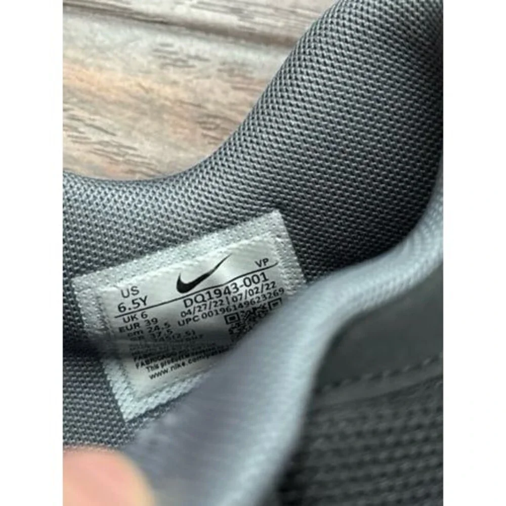 Nike authentic giannis